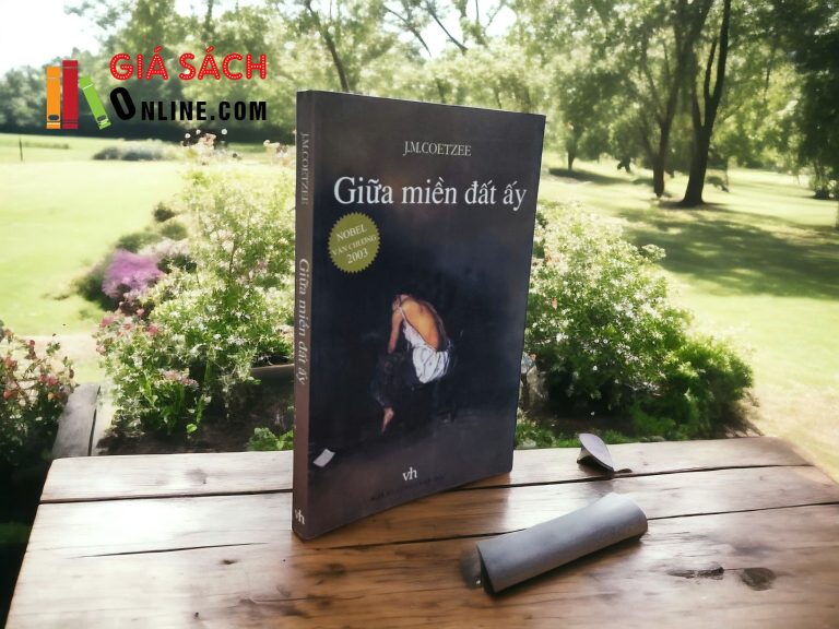 giua mien dat ay ban giao huong co don giua canh dong hoang vang