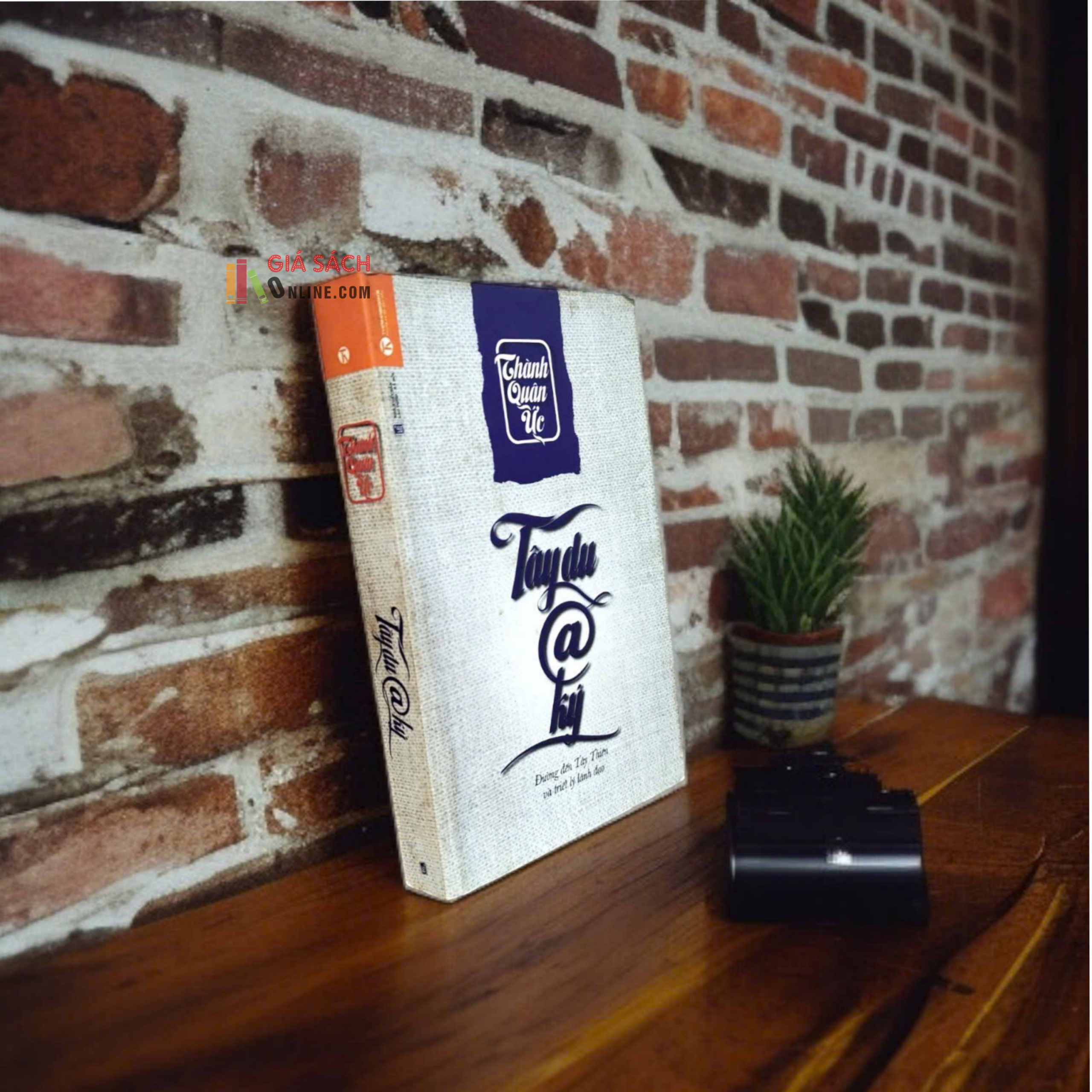 tay-du-ky-thanh-quan-uc